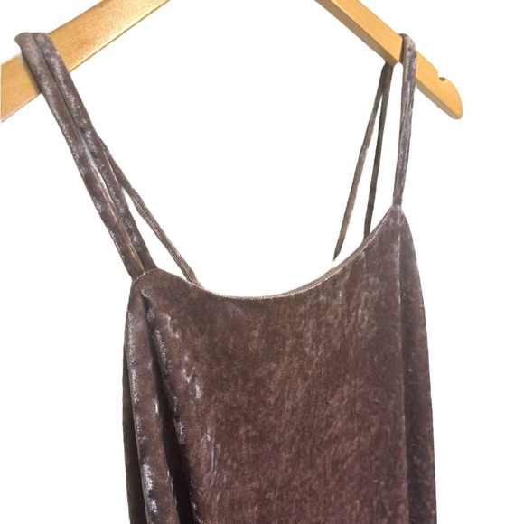 Lush | Mauve Velvet Dress | Sleeveless | Holiday Party | Mini Dress | Medium - Picture 3 of 7